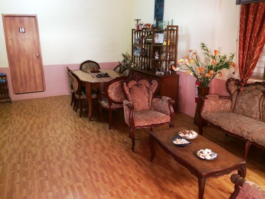 Ysabelle Mansion Bed & Breakfast Puerto Princesa Ngoại thất bức ảnh