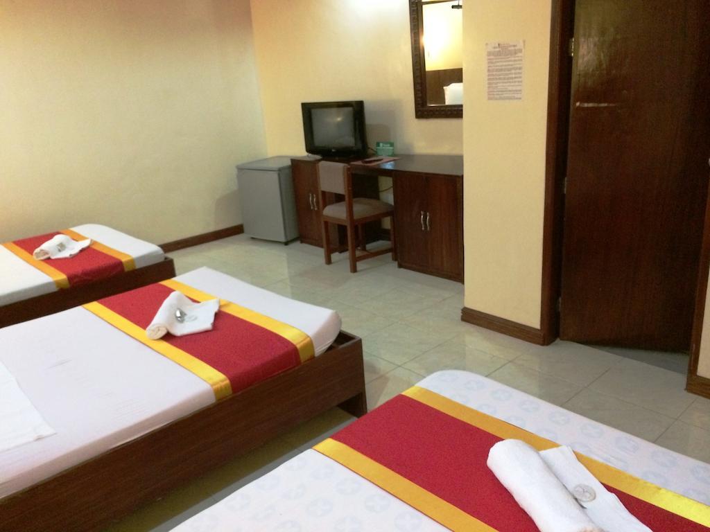 Ysabelle Mansion Bed & Breakfast Puerto Princesa Ngoại thất bức ảnh