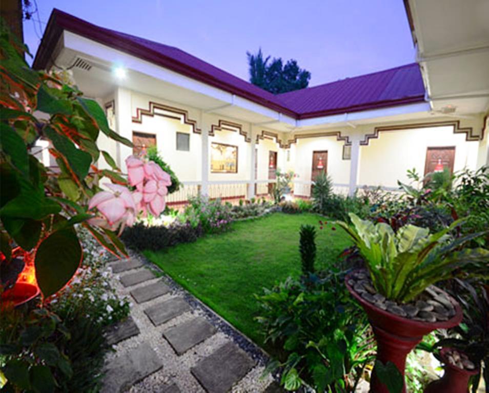 Ysabelle Mansion Bed & Breakfast Puerto Princesa Ngoại thất bức ảnh