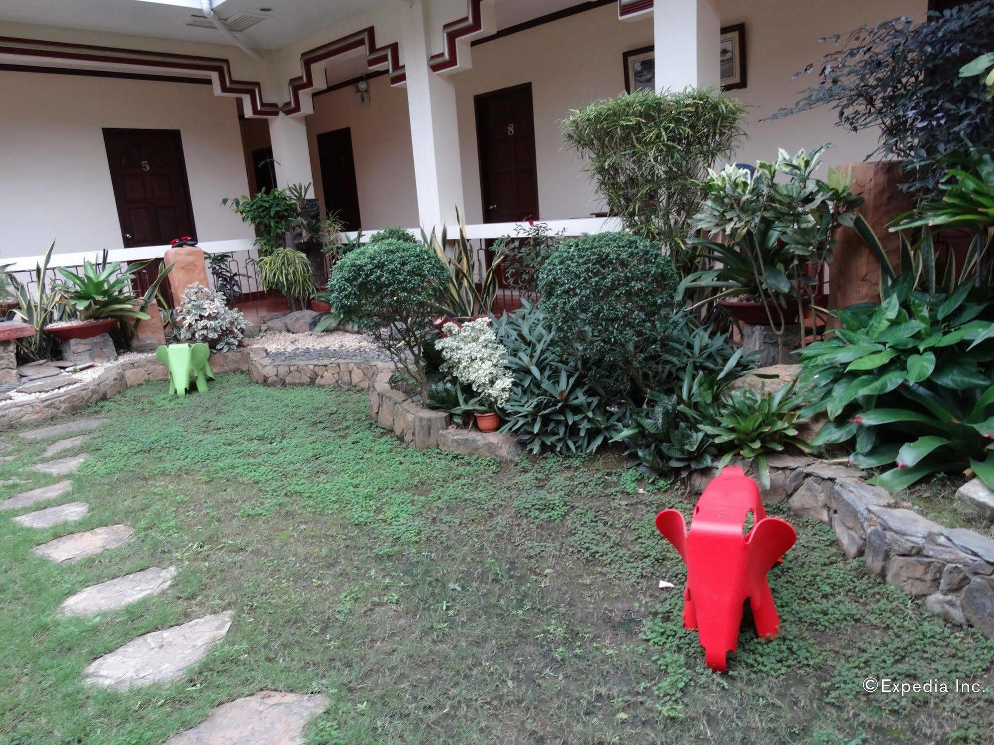 Ysabelle Mansion Bed & Breakfast Puerto Princesa Ngoại thất bức ảnh